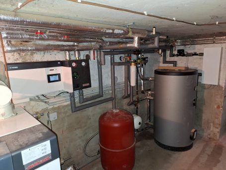 Modernisiertes Heizsystem nach Austausch der Ölheizung